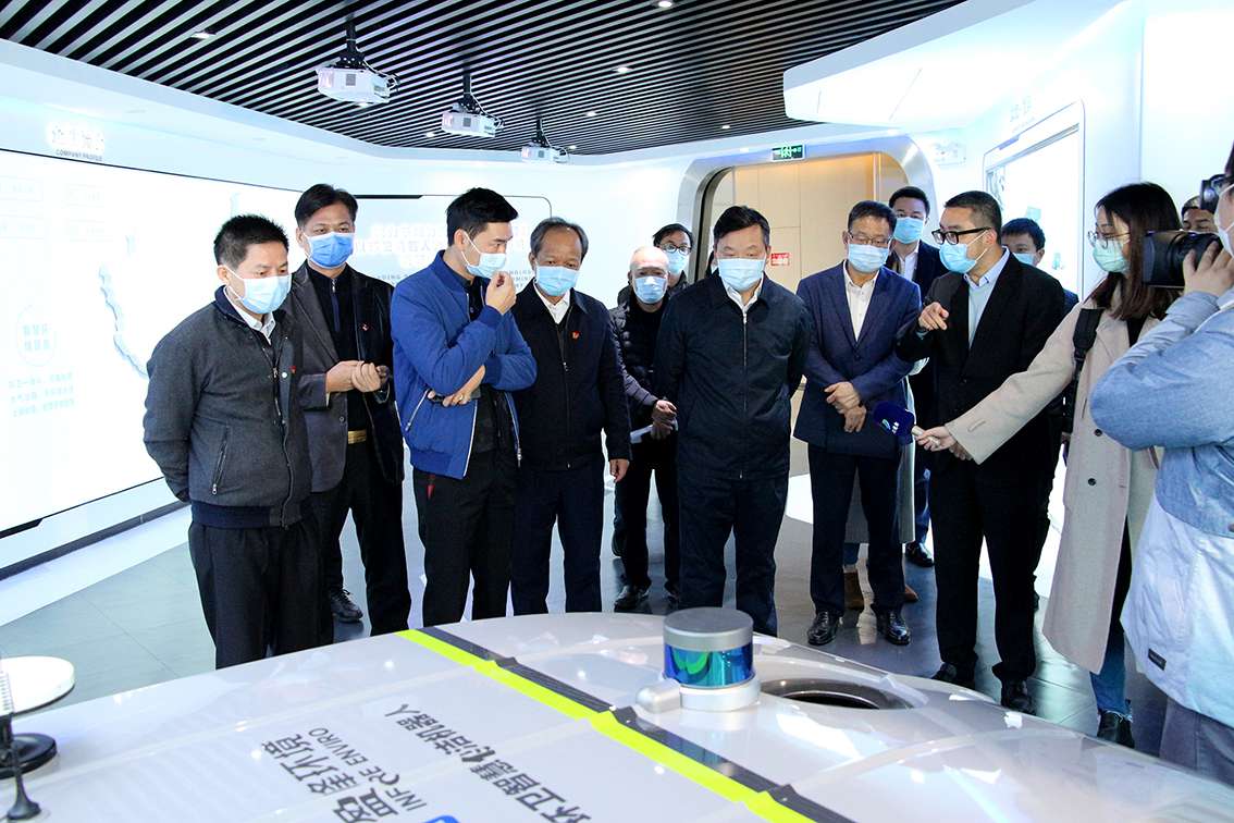 佛山市市长朱伟率队视察指导壹号娱乐复工抗疫工作，多款环卫消毒设备助力全国抗疫获赞！